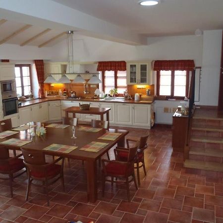 Apartmanovy Dum Bobruvka מראה חיצוני תמונה