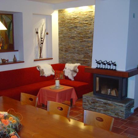 Apartmanovy Dum Bobruvka מראה חיצוני תמונה
